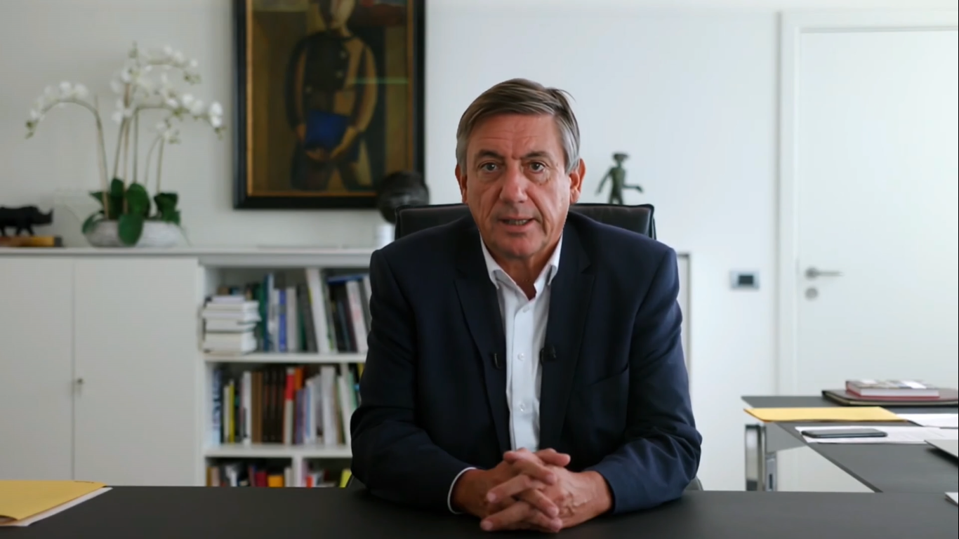 Een screenshot uit onze gemanipuleerde video van Jan Jambon